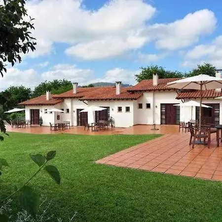 Familiar Cercano A Playa De Rodiles. 7 * El Olivar (Asturias)